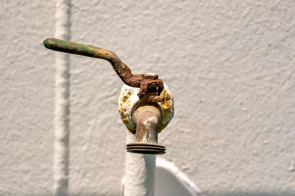 Rusty Faucet, Outdoor Plumbing Fixtures