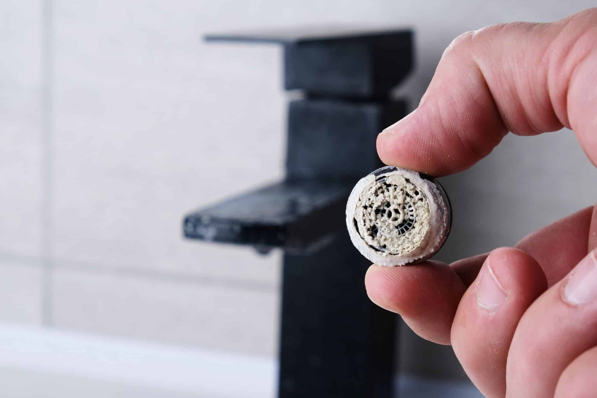 Water Filtration Taps that Improve Taste and Reduce Scale 1 Water filtration taps that improve taste and reduce scale or hard water mineral.